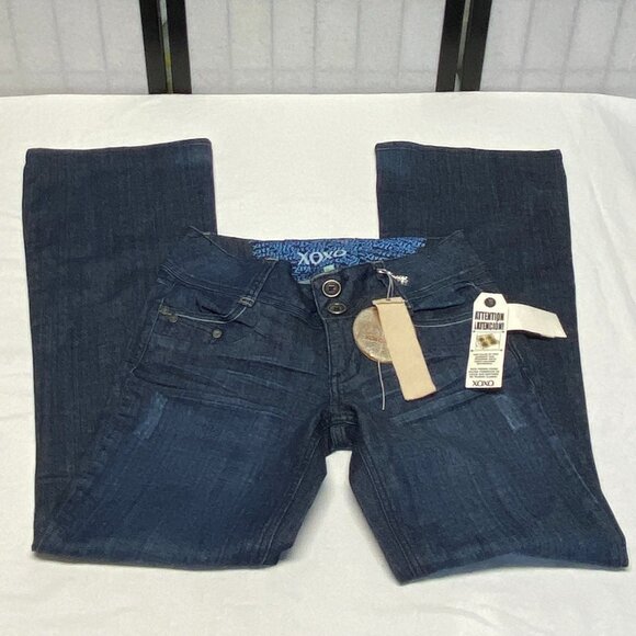 XOXO Low Rise Embroidered Flared Denim Jeans Light Distress Medium Wash NWT 7/8 - Picture 7 of 14